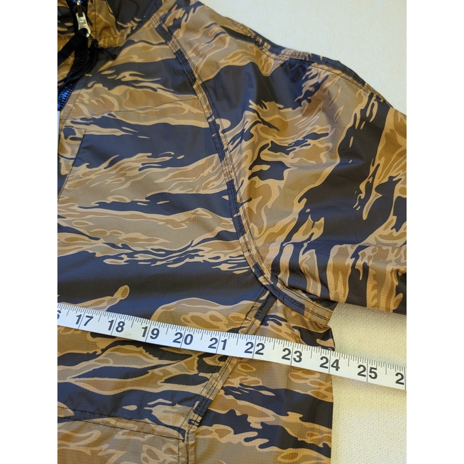 Nwt Maharishi L Black/Sun- Bleached Gold Tiger Reversible Tech Mandala Jacket — image 8 of 8
